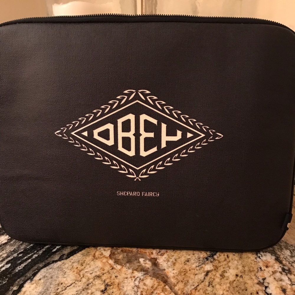 Obey laptop case